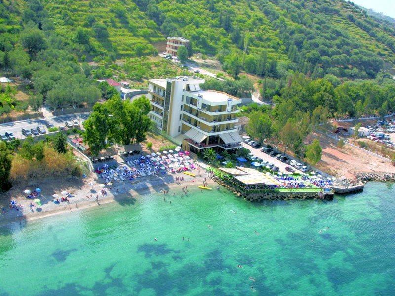 Paradise Beach Hotel Vlore Exterior photo