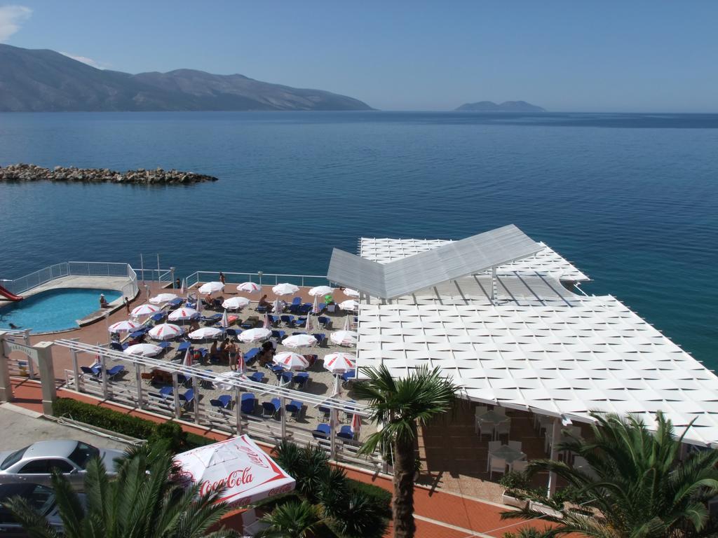 Paradise Beach Hotel Vlore Exterior photo